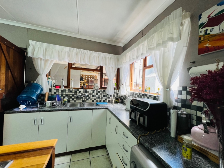 3 Bedroom Property for Sale in Loerie Park Western Cape
